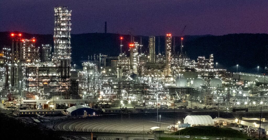 Shell’s $6 Billion ‘Cracker’ Plant Part of ‘Ponzi Scheme for Natural Gas,’ Critic Says