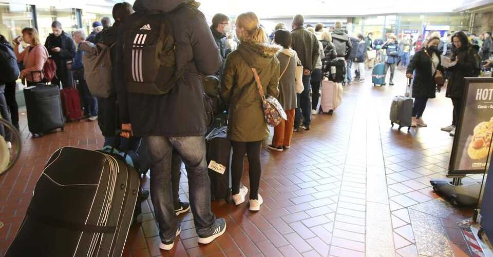 Sabotage hits trains in north Germany, forcing 3-hour halt