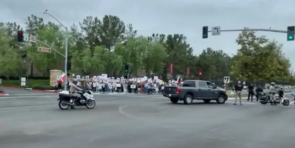 Hundreds of Protesters Line the Streets to Greet Joe Biden in Orange County, California (VIDEO)