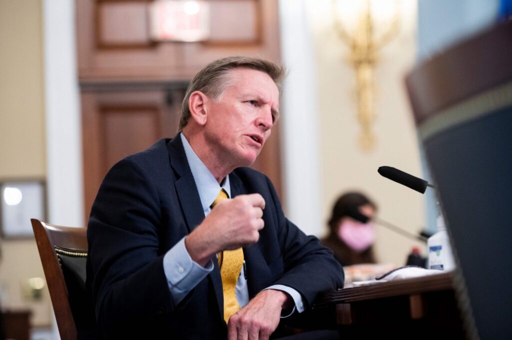 Rep. Paul Gosar Introduces Bill Allowing States to Deport Illegal Immigrants Out of the Country