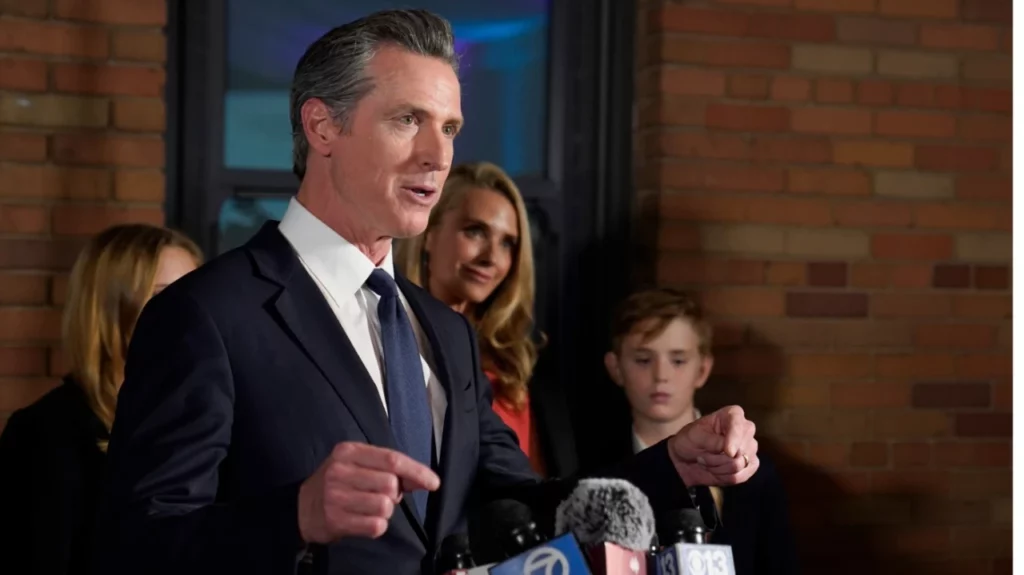 Here’s a game plan: Biden replaces Harris with Newsom and then resigns