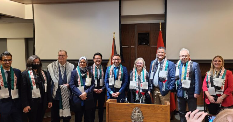 Trudeau minister, other MPs met with known anti-Semite, holocaust denier