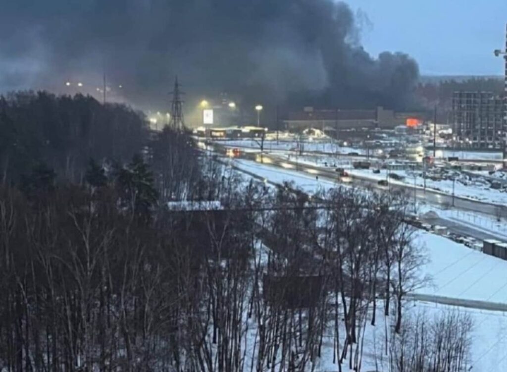 Another shopping mall mysteriously caught fire in Russia – reports