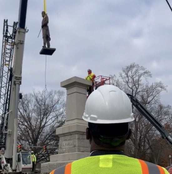 Democrat Mayor Orders Crew to Dig Up Remains of Confederate General