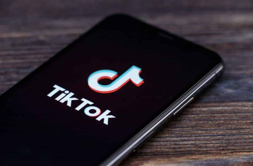 Senate approves measure banning TikTok from goSenate approves measure banning TikTok from government devicesvernment devices