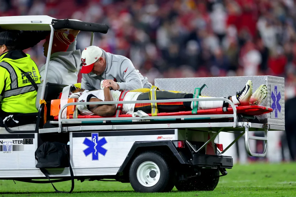 Tampa Bay Buccaneers Receiver Russell Gage Taken Off the Field and Hospitalized After Sustaining an Undisclosed Injury – Update: Concussion and Neck Injury (VIDEO)