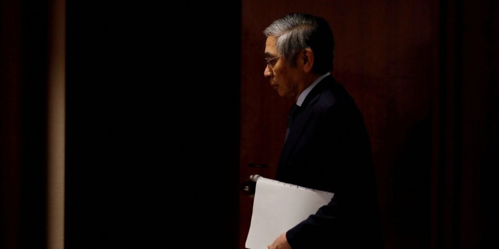 Despite Pressure, Bank of Japan Keeps Interest-Rate Targets Unchanged