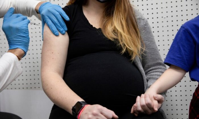BREAKING: Alarming Study Shows Correlation Between Plummeting Birth Rates And Covid Jab