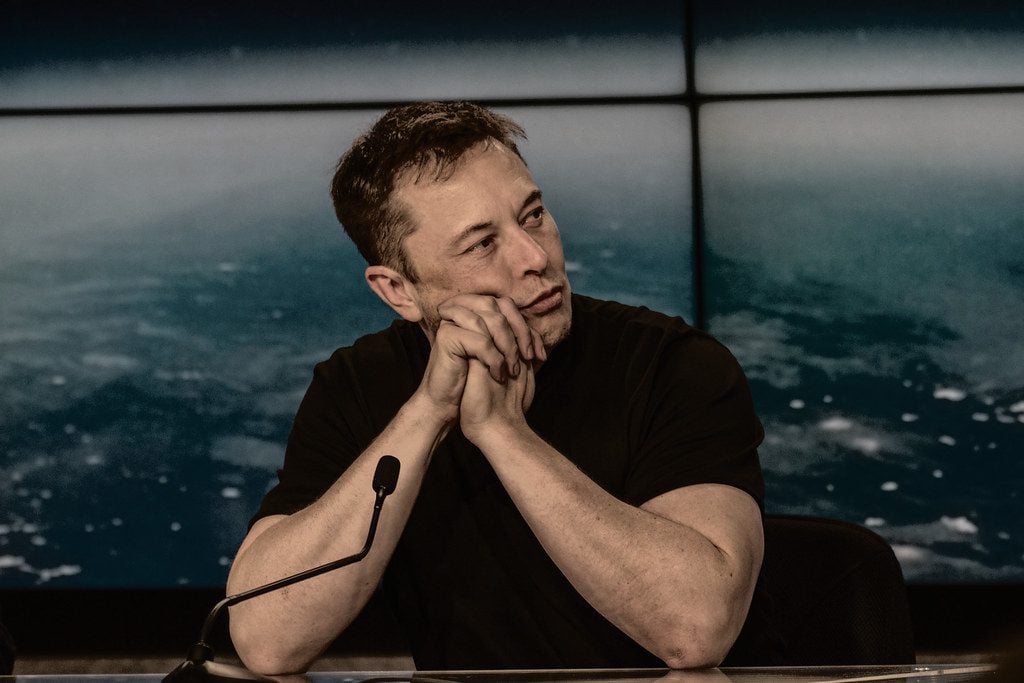 Elon Musk: “Free Jacob Chansley”