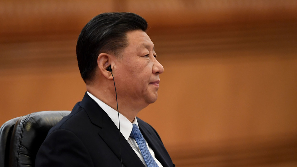 Xi speaks to Zelensky by phone