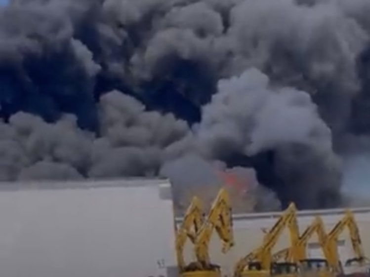 BREAKING: Thousands Told to Evacuate; Fire Could “Burn For Days” After Massive New Explosion!
