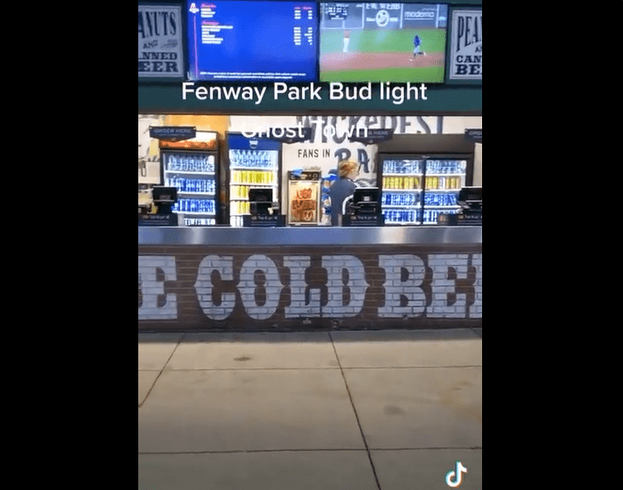 LOL! Viral Video Shows Empty Bud Light Stand At Packed Fenway Park In Boston [VIDEO]