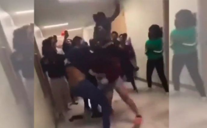 TX High School Students Violently Assault Assistant Principal, Sending Her to Hospital With Serious Injuries [VIDEO]