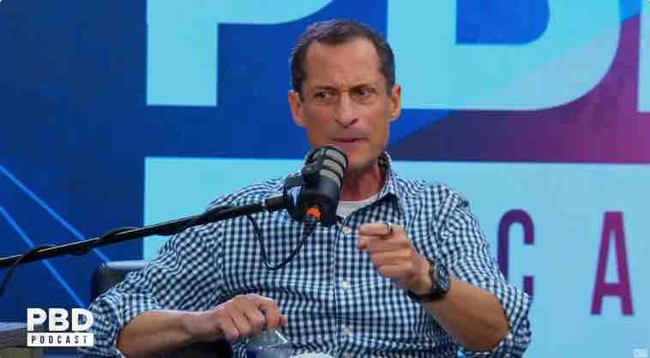 NO idea what the Hell is going on BUT this Anthony Weiner interview about Hillary Clinton is NUTS (watch)