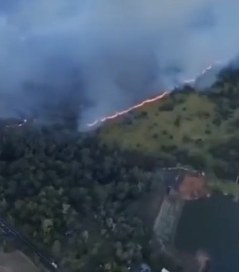 Another Hawaiian Island on Fire (WATCH)