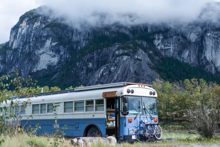 12 Buses Converted Into Fabulous Tiny Homes on Wheels