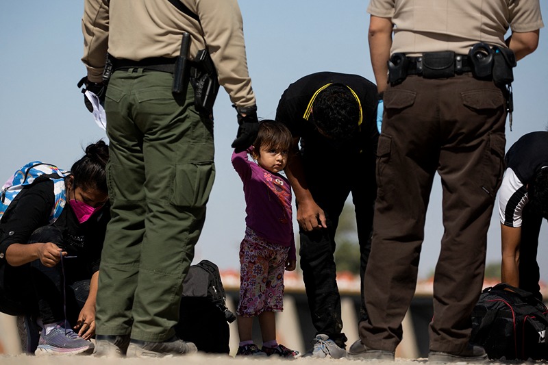 Overcrowding At Arizona Border, Causes Surge In ‘Street Releases’