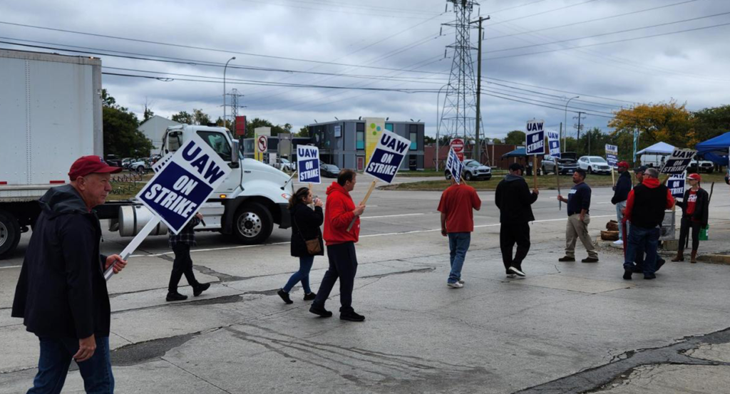 What We Saw at UAW Picket Line Outside Ford’s Detroit Plant