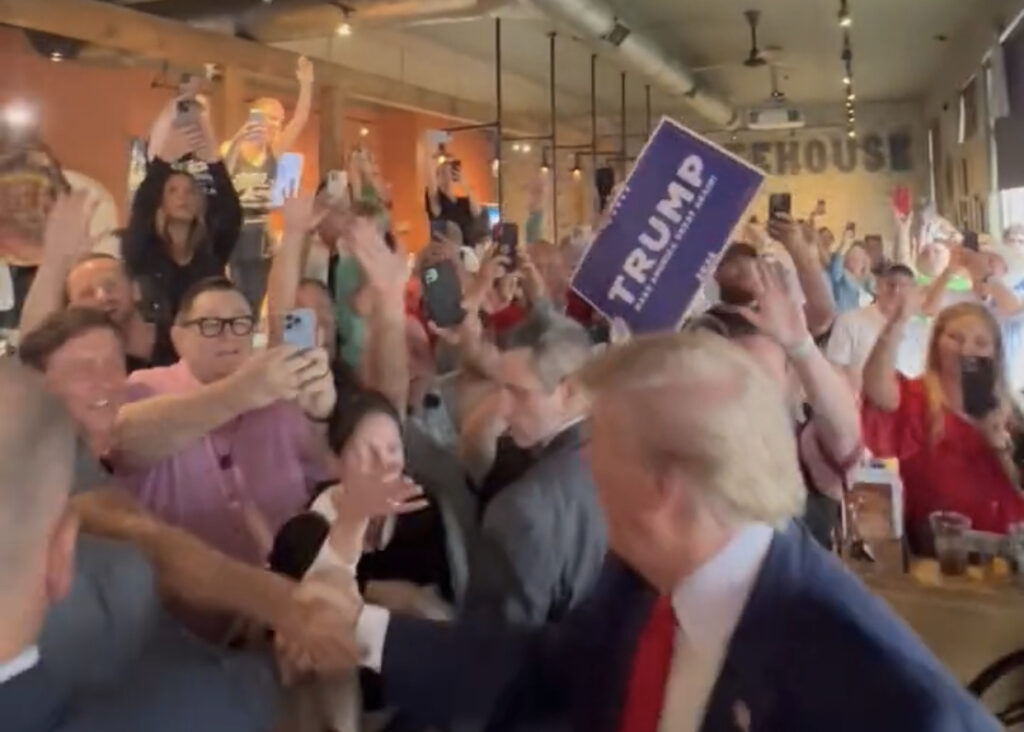 ‘WE LOVE TRUMP’: Iowa Bar Goes Wild When The Former President Makes A Surprise Appearance