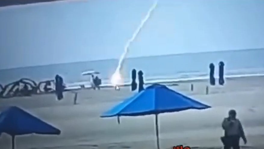 Video: Terrifying moment woman killed by lightning on beach in Cartagena, Colombia