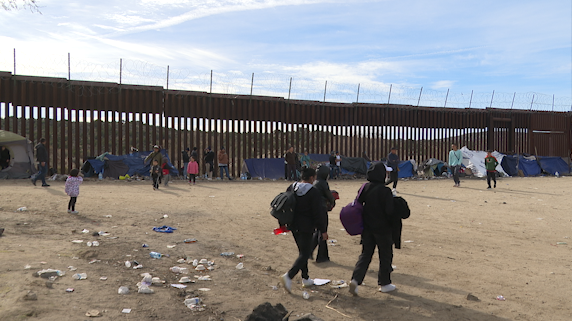 Migrant groups plan to rush the border, block ports of entry in February