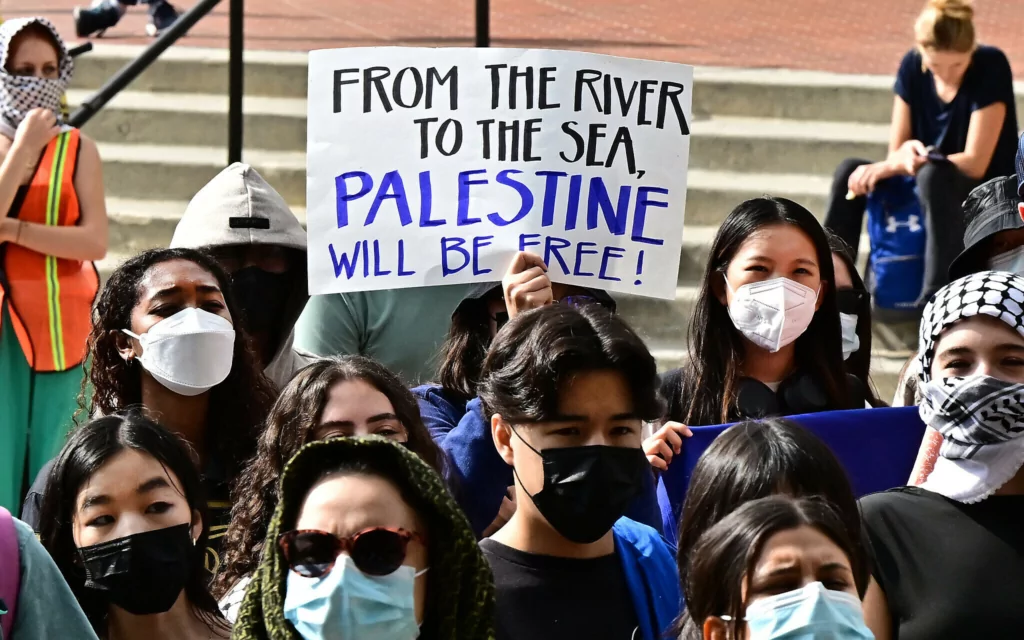Survey: Students Who Hate Israel the Most Know the Least About It