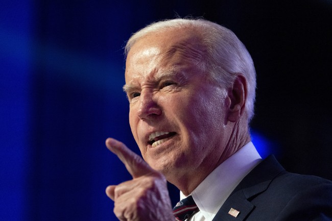 Biden Freaks Out in South Carolina and Starts Screaming About Trump