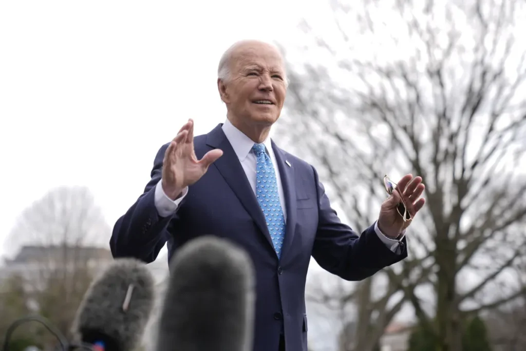 Pentagon warns ‘there will be consequences’ for killing of US soldiers as Biden decides on plan