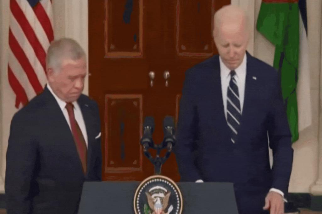 Confused Biden looks lost as he wanders behind podium, stares at the floor as Jordan’s King Abdullah II speaks