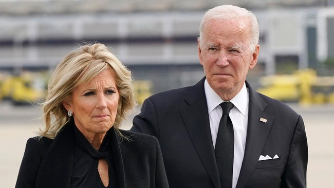Biden Crashes After SOTU: Struggle to Read Teleprompter Is Concerning and Jill's Face Is Something Else
