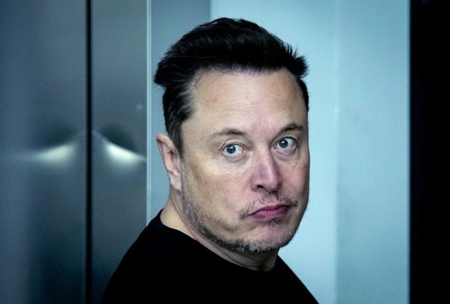 Elon Musk Calls It Like He Sees It: 'There Is Either a Red Wave This November or America Is Doomed'