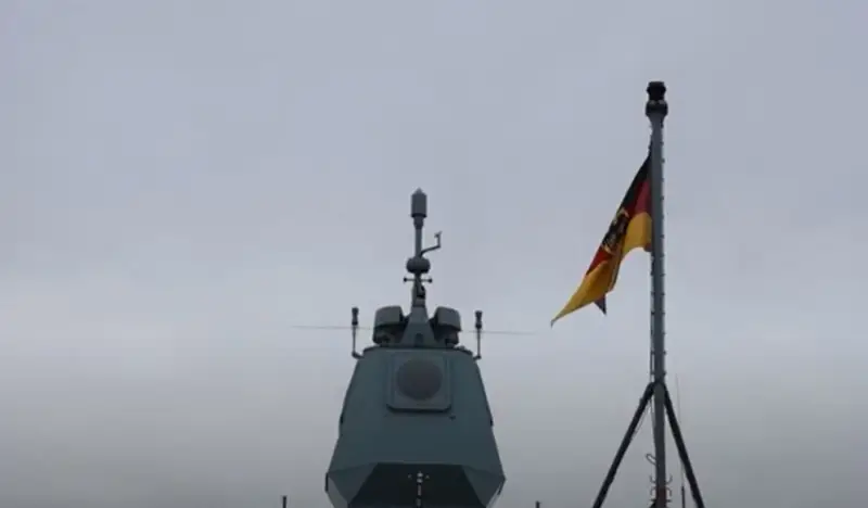 German Defense Minister: Yemeni rebels attacked the frigate Hesse in the Red Sea