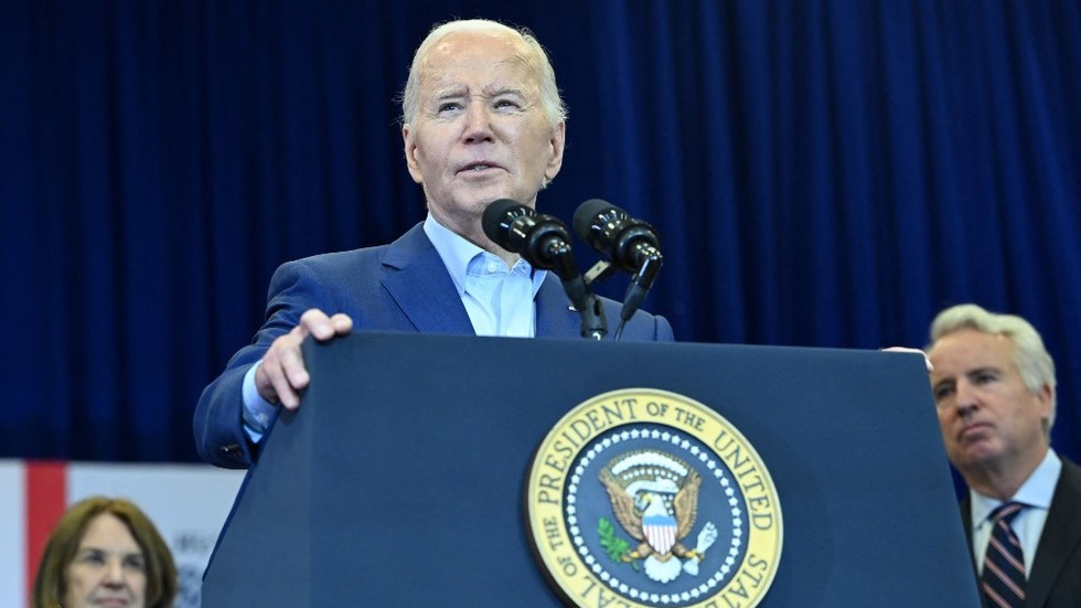 Biden asks Americans to choose between freedom and democracy