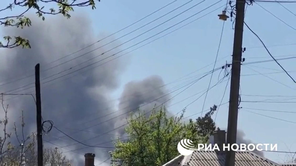 Ukraine strikes machinery plant in Donbass – authorities
