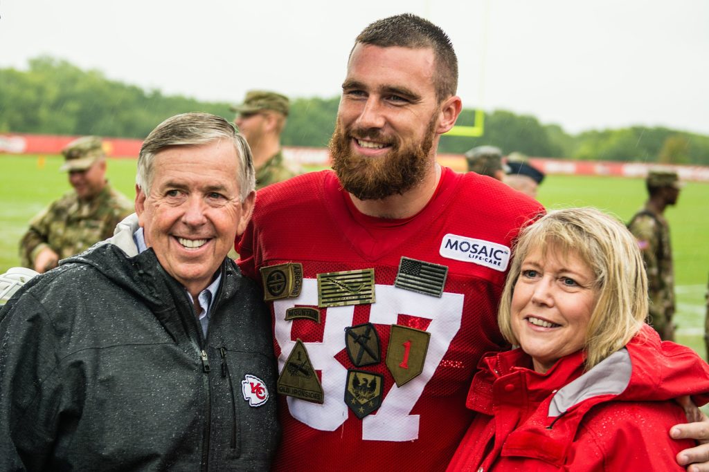 Liberals Lose Their Minds After Travis Kelce Likes Pro-Trump Instagram Post