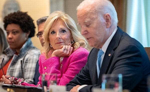 Jill Biden claims it's PRESIDENT TRUMP who 'can't put a sentence together'