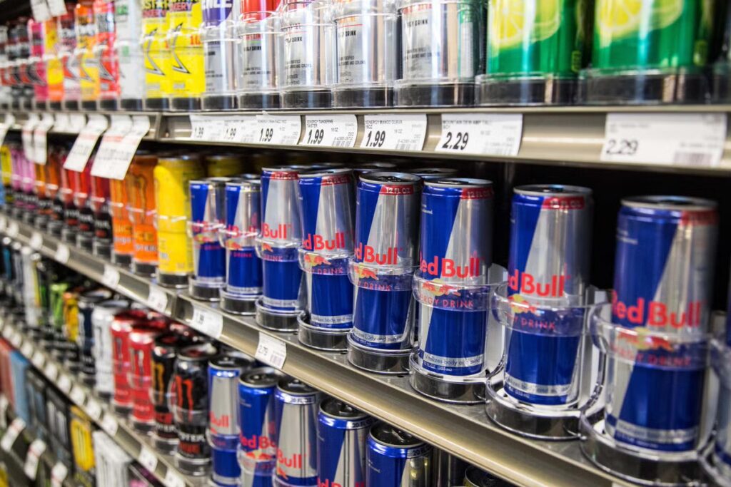 Doctors issue urgent warning to anyone who drinks energy drinks