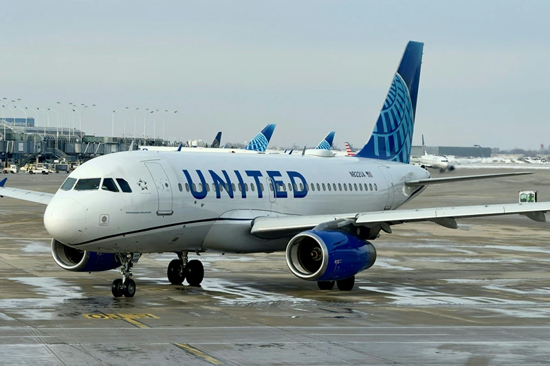 United Airlines Boeing Jet Loses Wheel Seconds After Takeoff From LAX