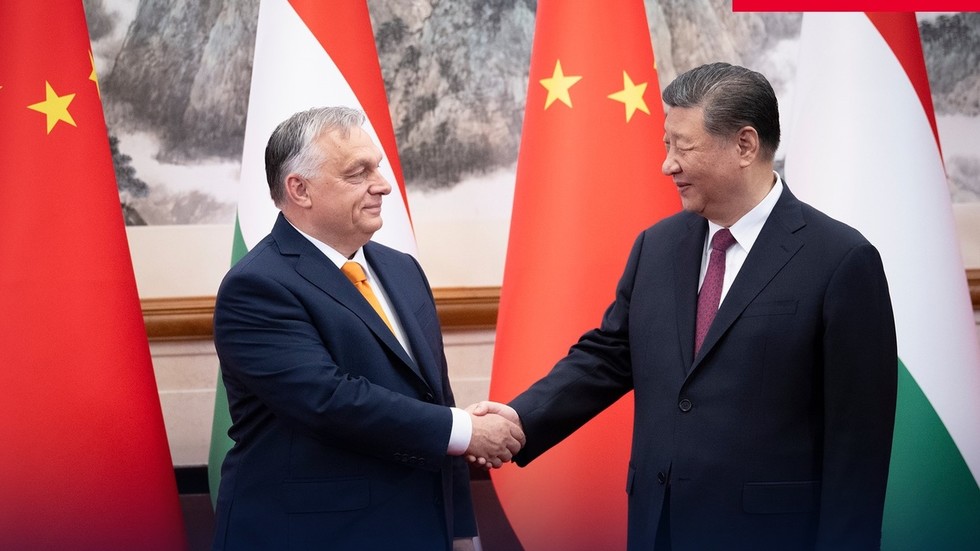 Xi Jinping meets Orban