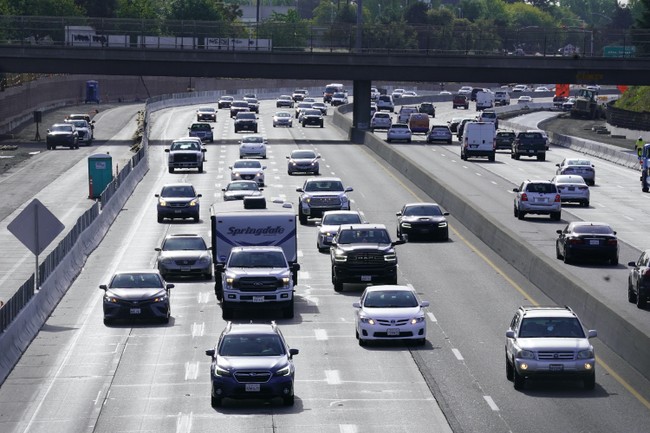 New California Law Will Require Cars to Beep When Traveling 10 Miles Over the Speed Limit