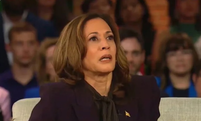 Kamala Harris Faces the Problem of Those Who Refuse to Pretend