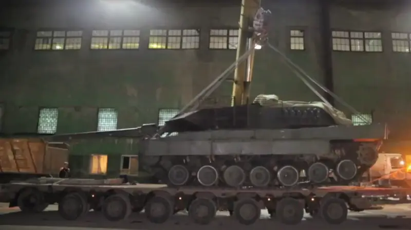 The Russian Armed Forces are massively driving trains with captured NATO equipment to the rear