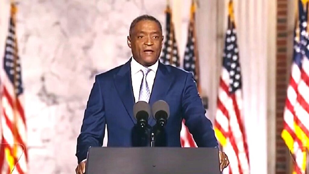 “Get Some Sleep”: Kamala’s Campaign Disperses Crowds, Memo Says Must Wait Until 3AM…