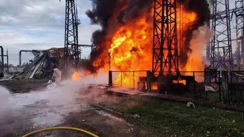 Footage of a powerful explosion at one of two transformer substations in Kyiv has been shown