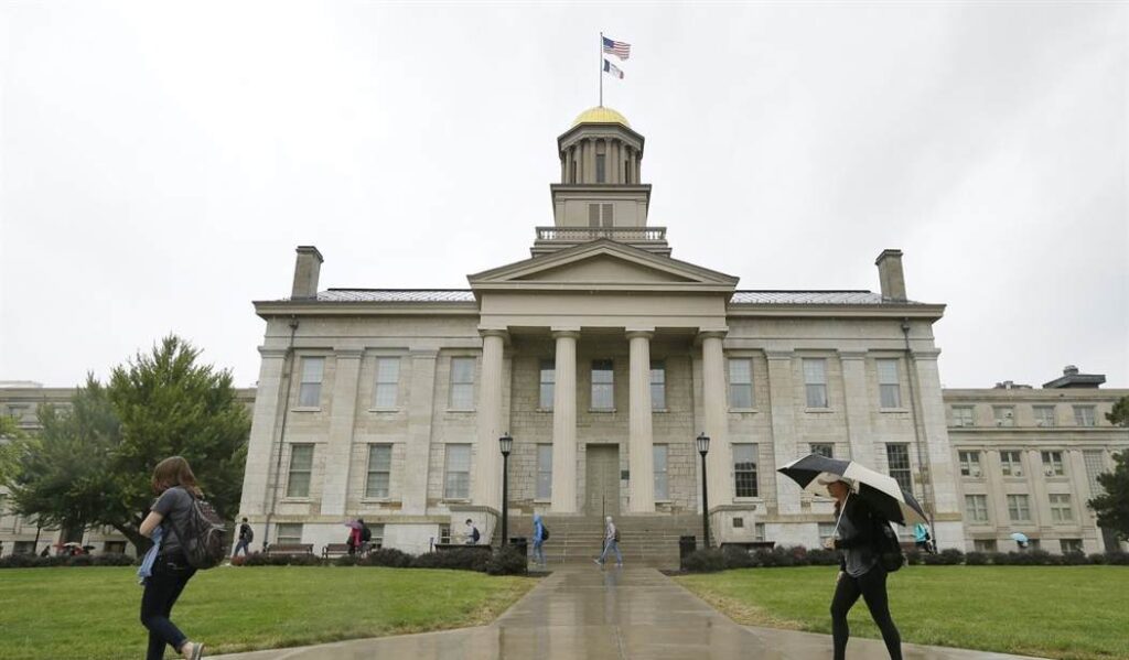 University of Iowa Claims It's Closing Gender, Women's Studies Department - but It's Just a Reshuffling