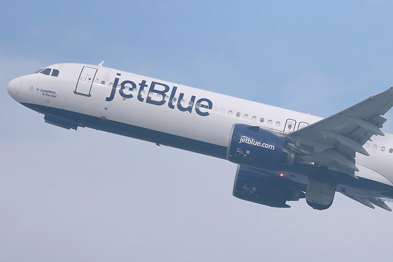 Two Men Discovered Dead In JetBlue Plane’s Landing Gear At Fort Lauderdale Airport