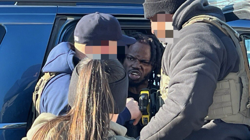 ICE Rounds Up 460 Criminal Illegals in Trump’s First Hours
