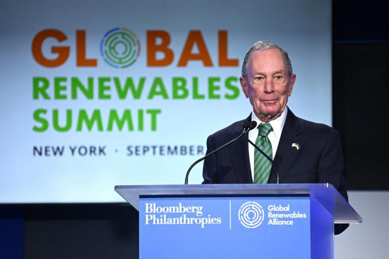 Billionaire Michael Bloomberg offers to step in after Trump withdrawal from Paris Climate Agreement