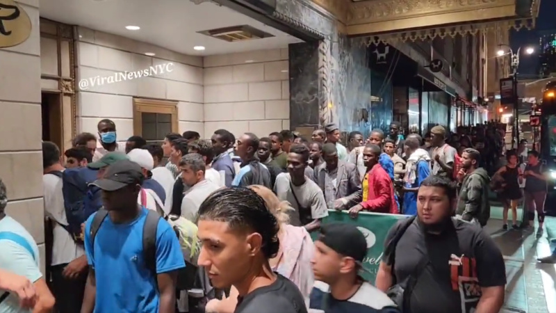 NYC Shutting Down Notorious Roosevelt Hotel ‘Migrant Shelter’