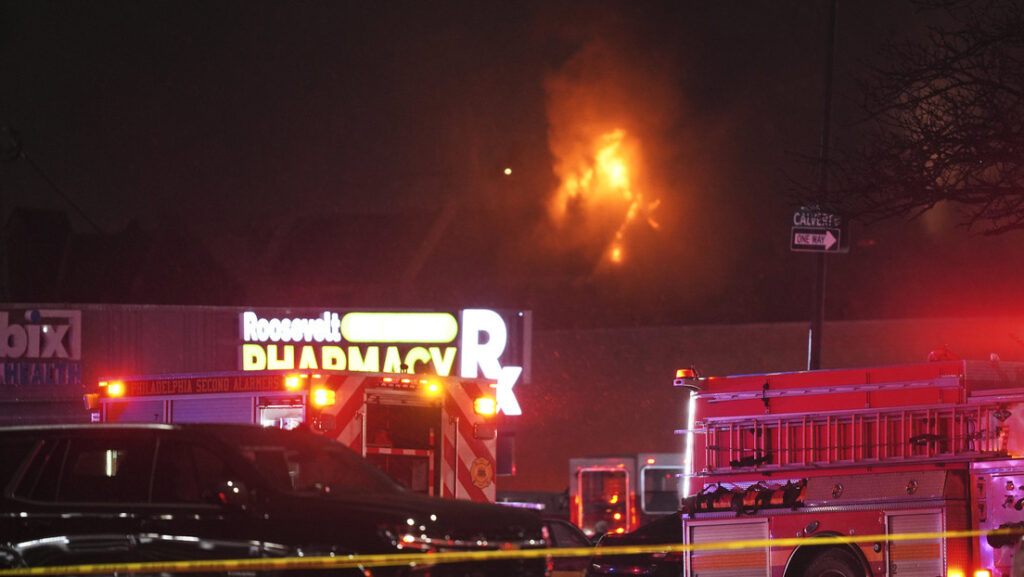 "Allahu akbar! What the hell? ": Chilling videos of the crash of aircraft in Philadelphia